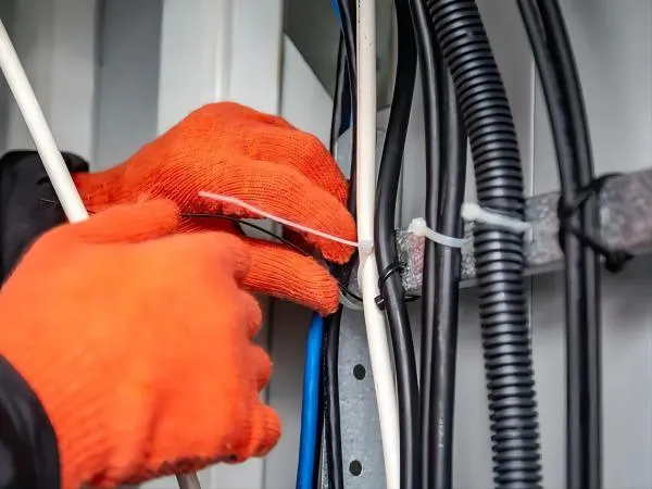 Zip Tie Application Zip Tie Application